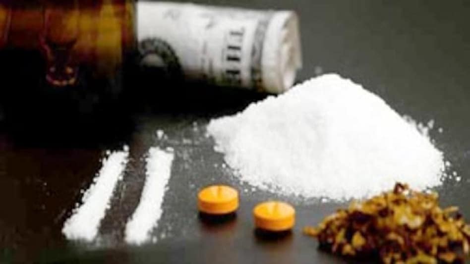 drugs_325_092013033656-sixteen_nine