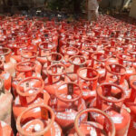 mp-govt-to-provide-lpg-cylinder-at-rs-450-under-ujjwala-and-ladli-behna-schemes