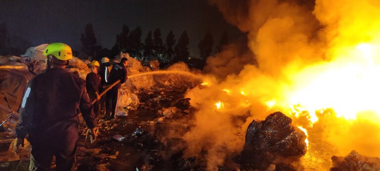 ukudn03massivefireatscrapwarehouseinrudrapurthreefireunitsbringblazeundercontrolonefiremaninjuredvisuk10053_25022026225405_2502f_1772040245_634